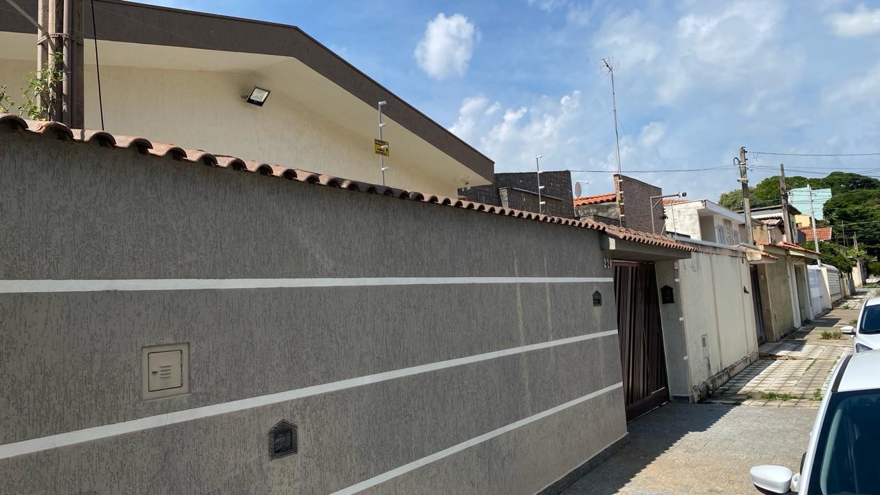 Casa, 3 quartos, 174 m² - Foto 2