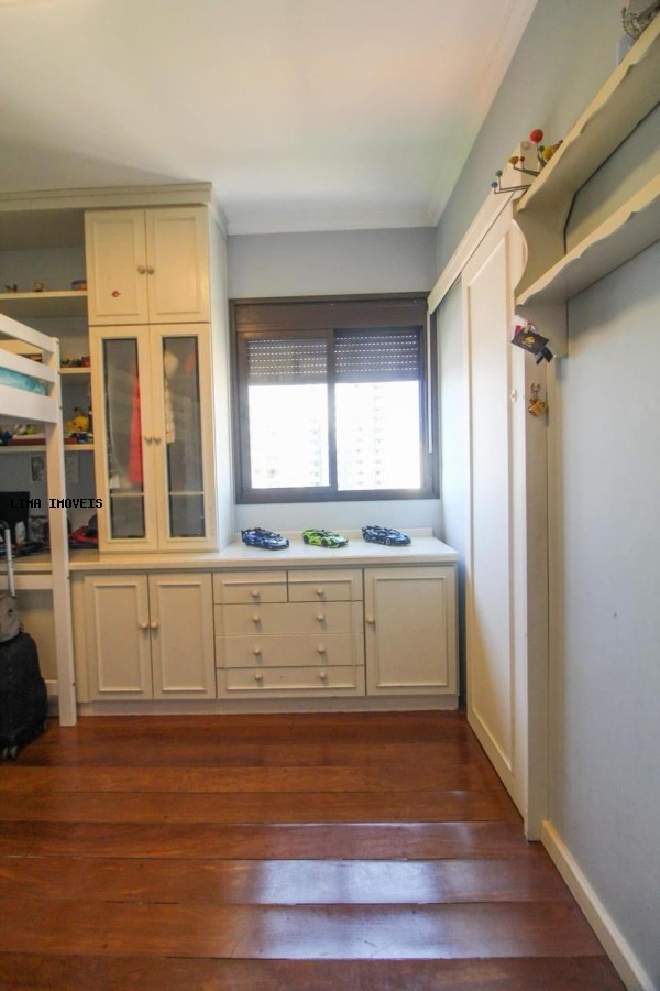 Apartamento, 3 quartos, 257 m² - Foto 12