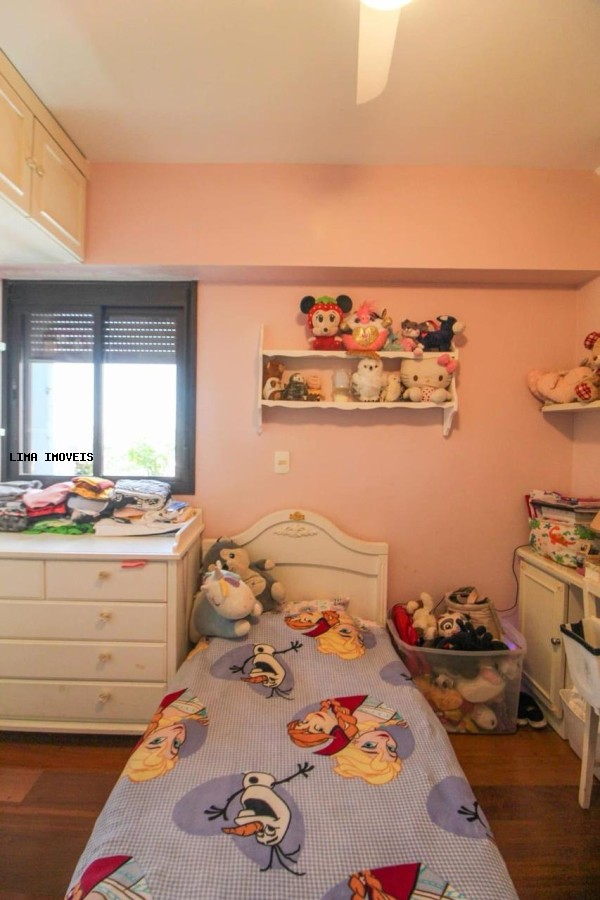 Apartamento, 3 quartos, 257 m² - Foto 10