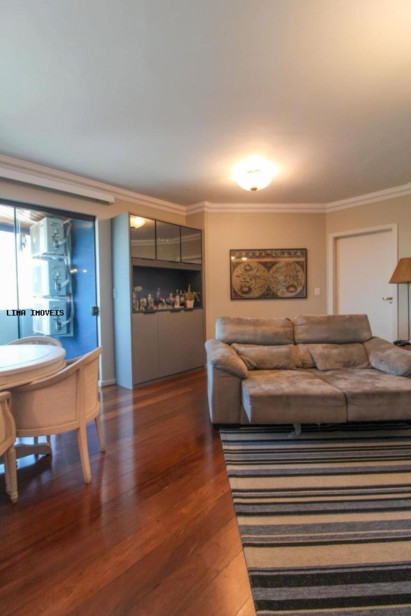 Apartamento, 3 quartos, 257 m² - Foto 4