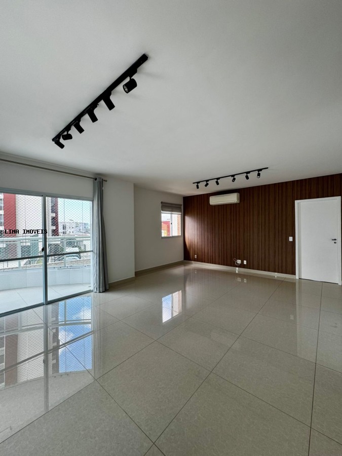 Apartamento, 3 quartos, 232 m² - Foto 2