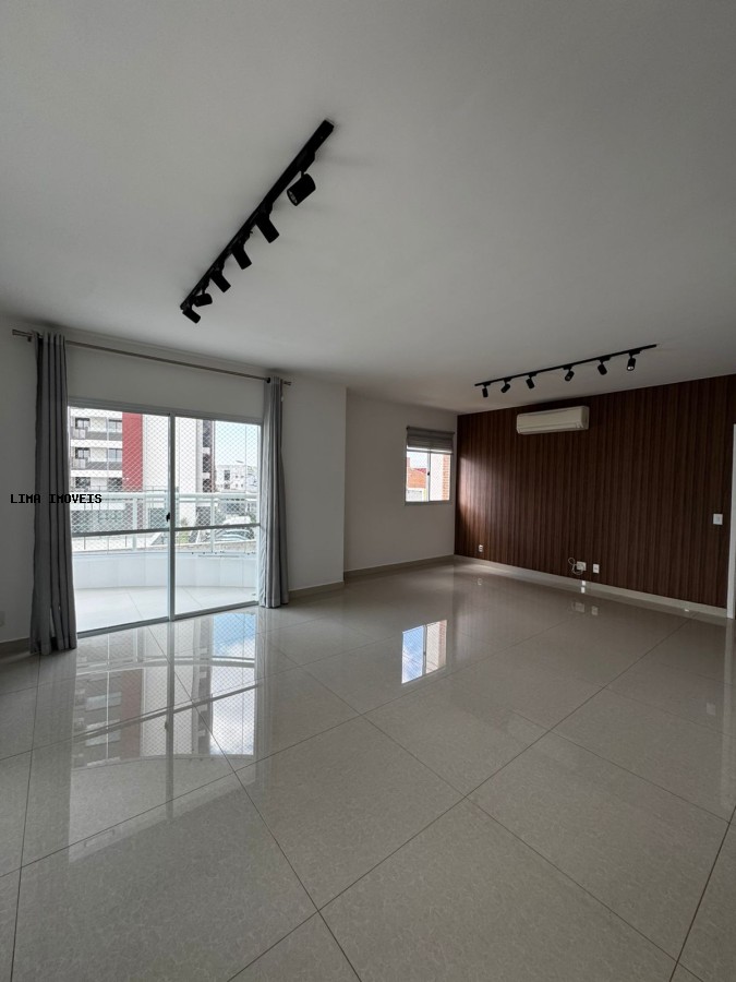 Apartamento, 3 quartos, 232 m² - Foto 3