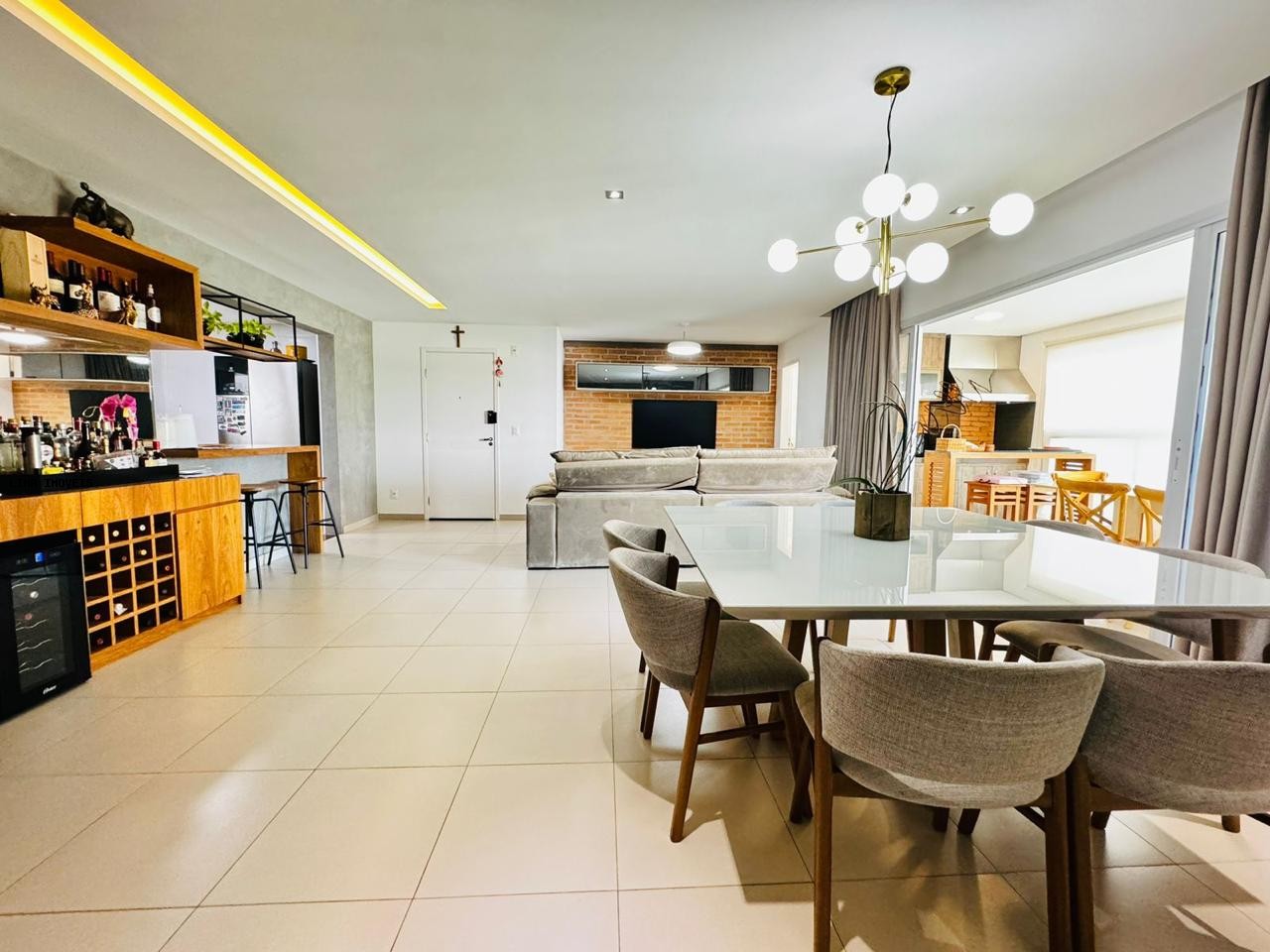 Apartamento, 3 quartos, 154 m² - Foto 2