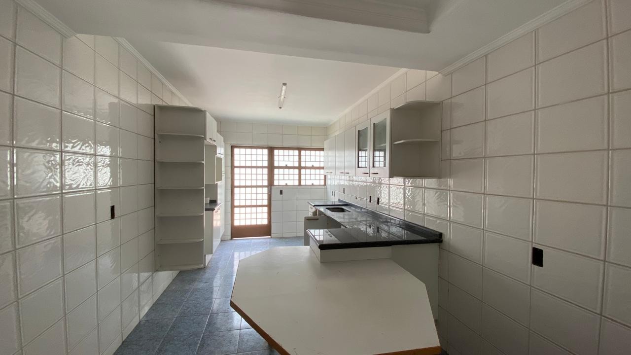 Casa, 3 quartos, 350 m² - Foto 13