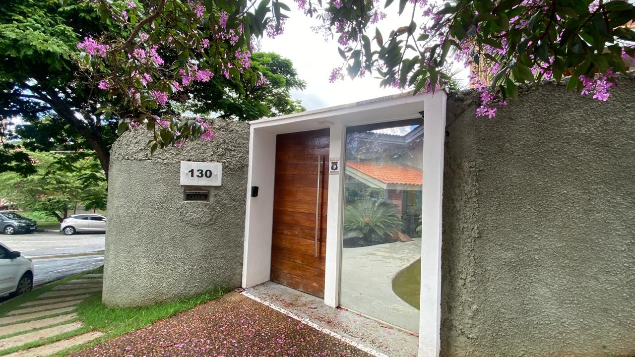 Casa, 3 quartos, 199 m² - Foto 1