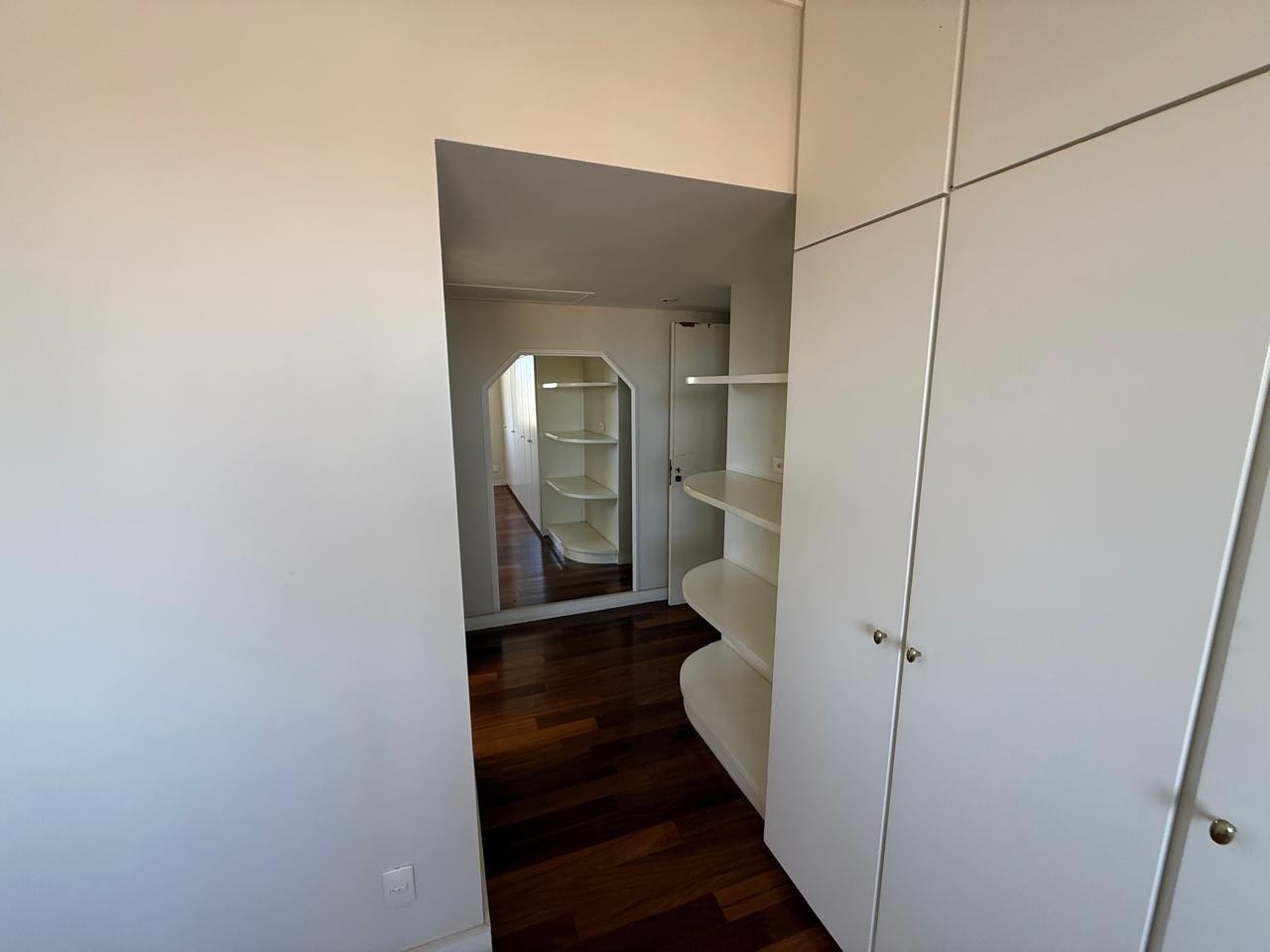 Apartamento, 4 quartos, 250 m² - Foto 11