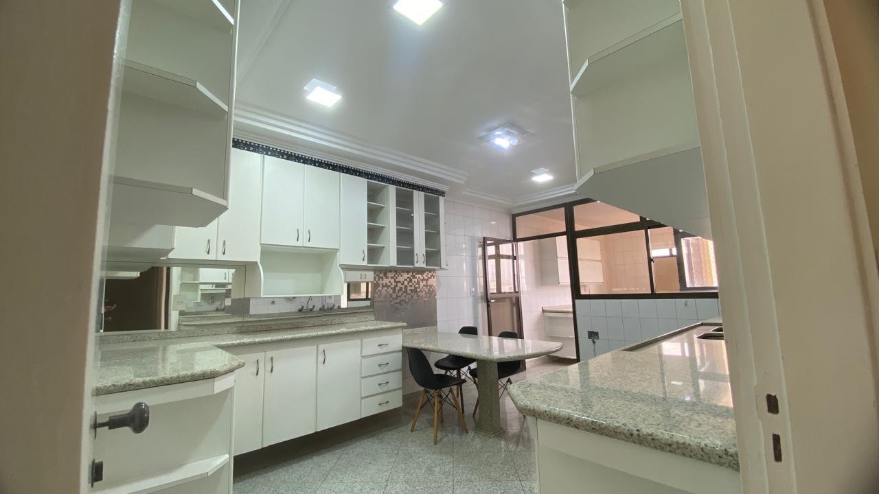 Apartamento, 3 quartos, 212 m² - Foto 31